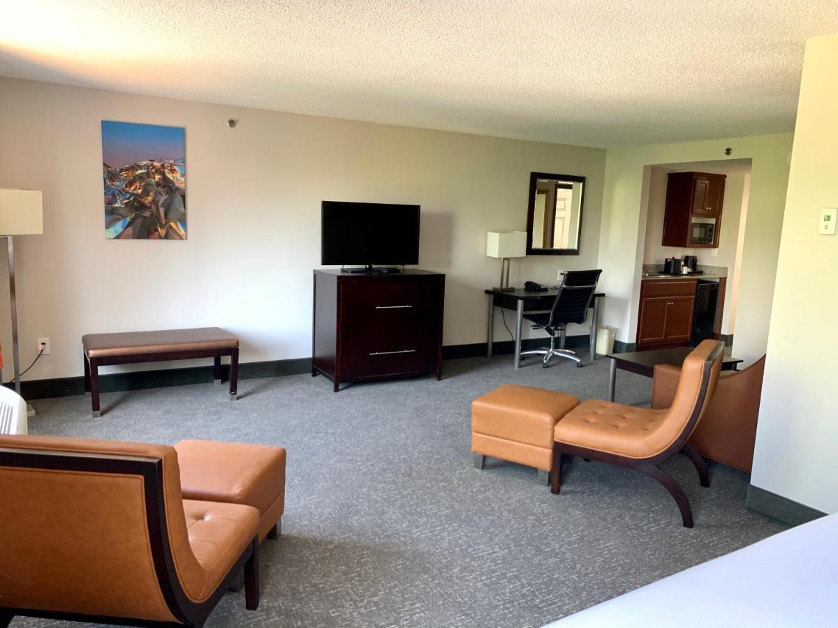 Wingate by Wyndham Atlanta Galleria/ Ballpark Smyrna Bagian luar foto