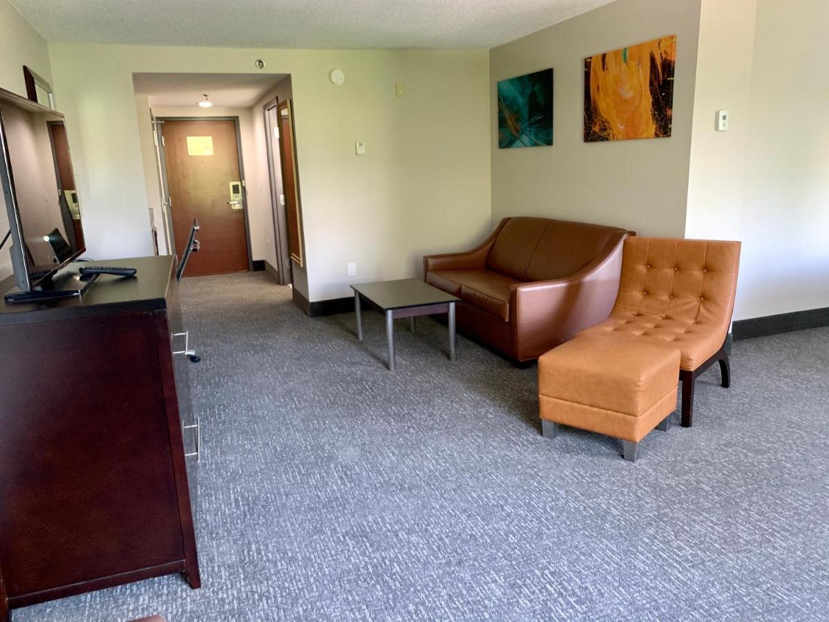 Wingate by Wyndham Atlanta Galleria/ Ballpark Smyrna Bagian luar foto
