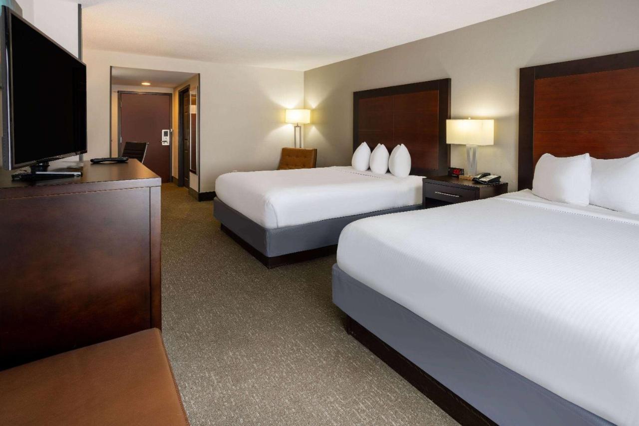 Wingate by Wyndham Atlanta Galleria/ Ballpark Smyrna Bagian luar foto
