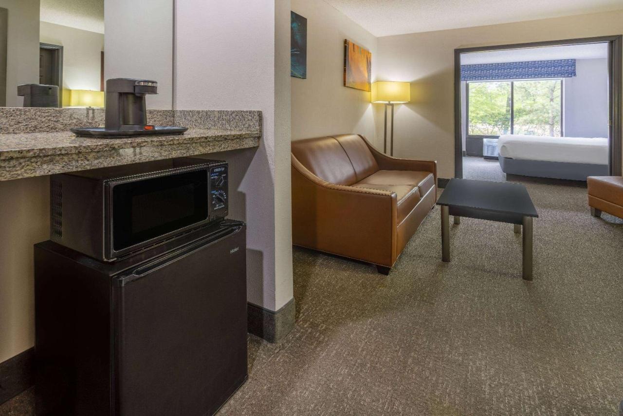 Wingate by Wyndham Atlanta Galleria/ Ballpark Smyrna Bagian luar foto